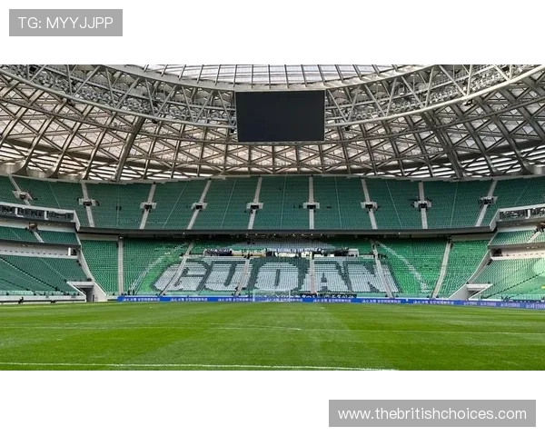 诺坎普新设计两部自动扶梯 方便球迷从商店直达主看台 诺坎普新设计两部自动扶梯 方便球迷从商店直达主看台