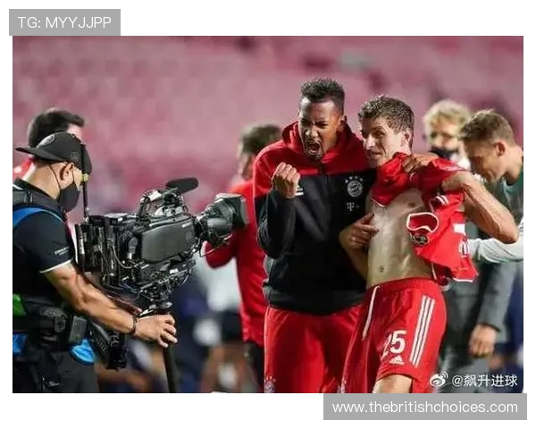 博阿滕曾家暴前女友 拜仁处理回归需审慎应对争议 博阿滕曾家暴前女友 拜仁处理回归需审慎应对争议